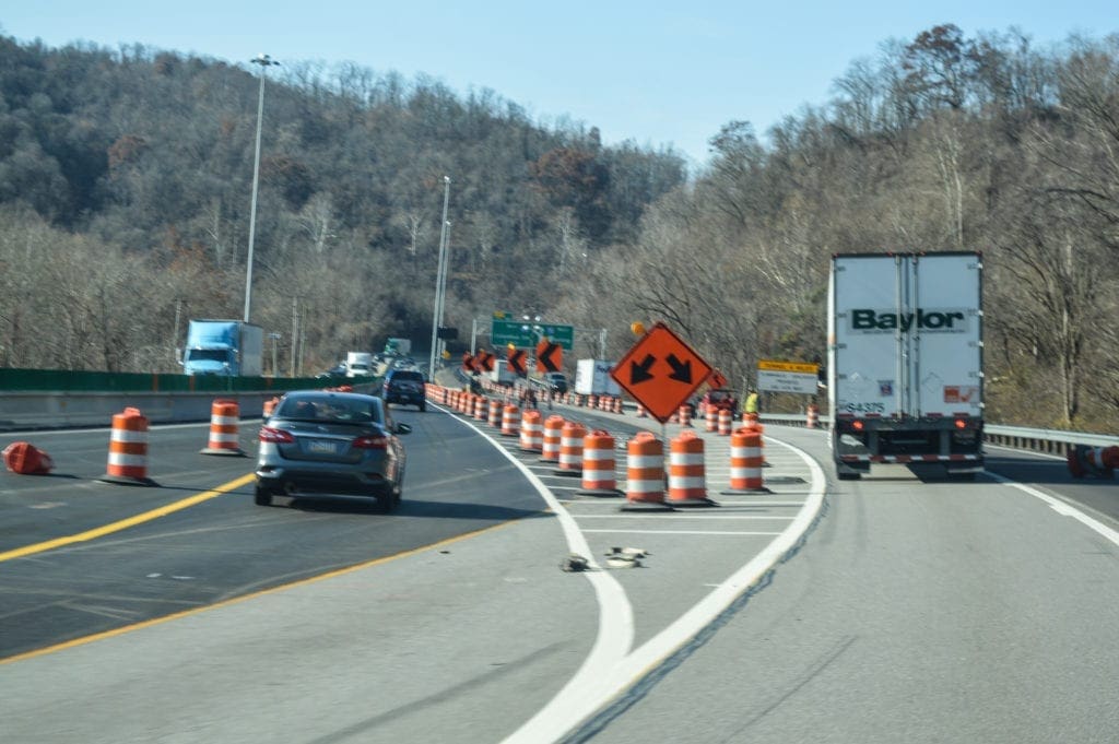 A photo of a split interstate heading westbound.