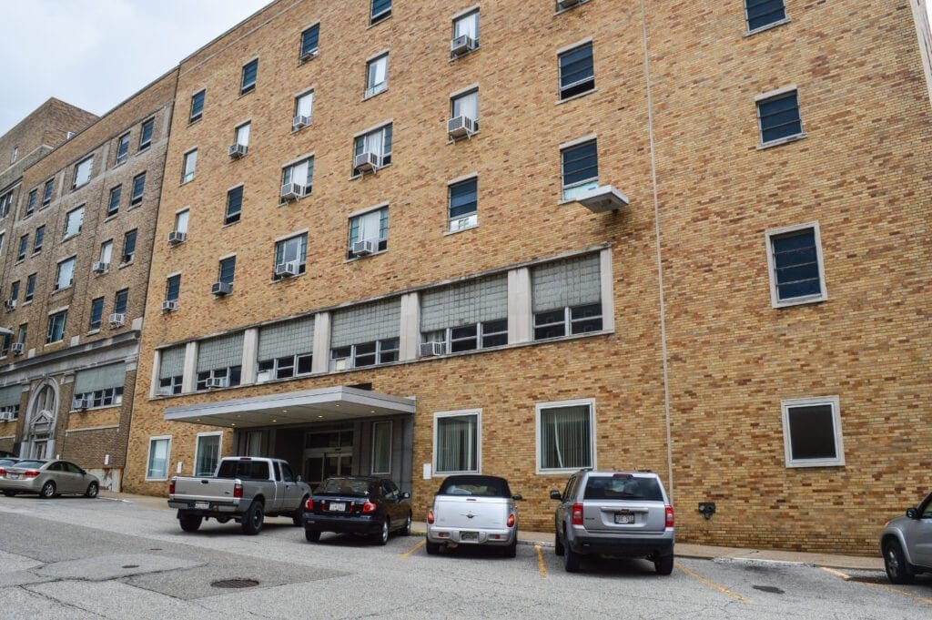 A couple of buildings on a hospital campus.