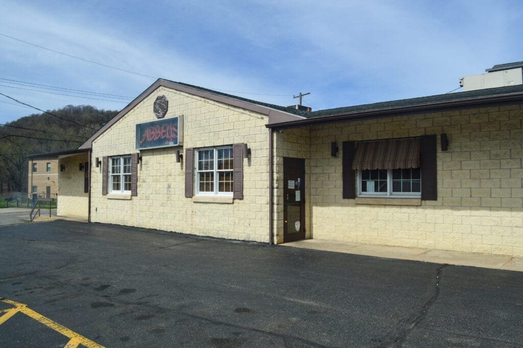 The exterior of a restaurant.