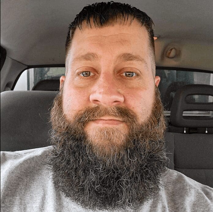 6B068F91-D92F-4D9C-A832-67228A91FE7F A man taking a selfie.