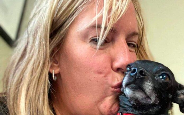 6F04A0B2-1D84-4CEE-8239-1C5F5CEDB255