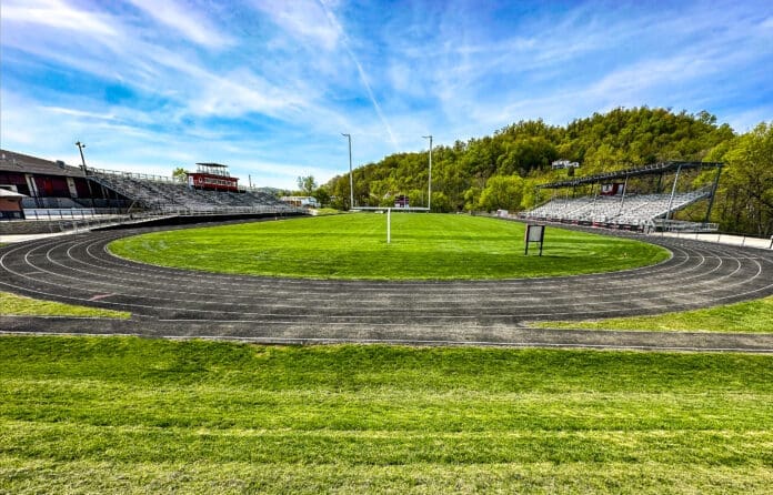 Screenshot A green field.