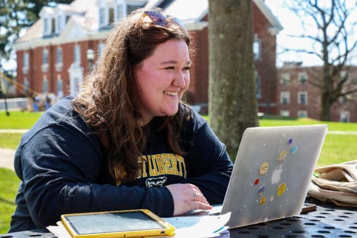West Liberty - student A female on a laptop.