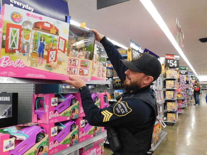 Christmas with a Cop_02 A police officer.