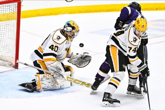 Nailers - golaie of rhe week - russian There is the game of hockey.